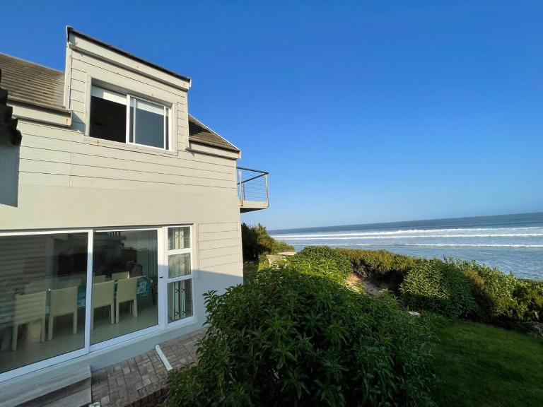 Africa Unwined Beach house - B&B Witsand