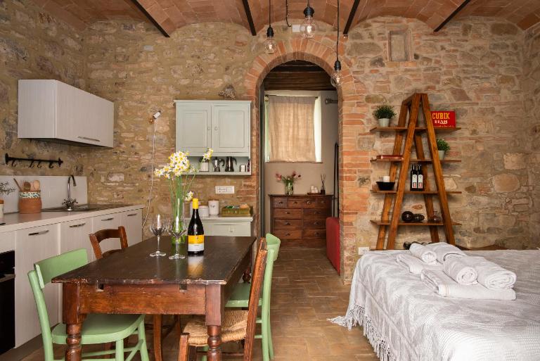 Il Borghetto - La Bottega di Adele Loft - B&B Castelnuovo dell'Abate