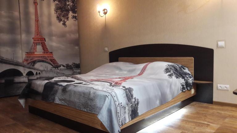 Apartment Тeslenka11 - Chambres d'hôtes Kryvyï Rih