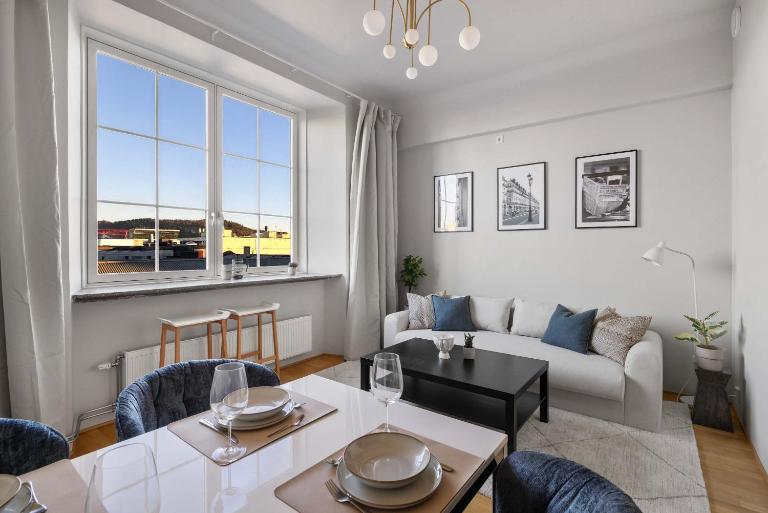 DINBNB Apartment l Cozy Modern Apt in Central Oslo - 1 Min to Tram - B&B Oslo