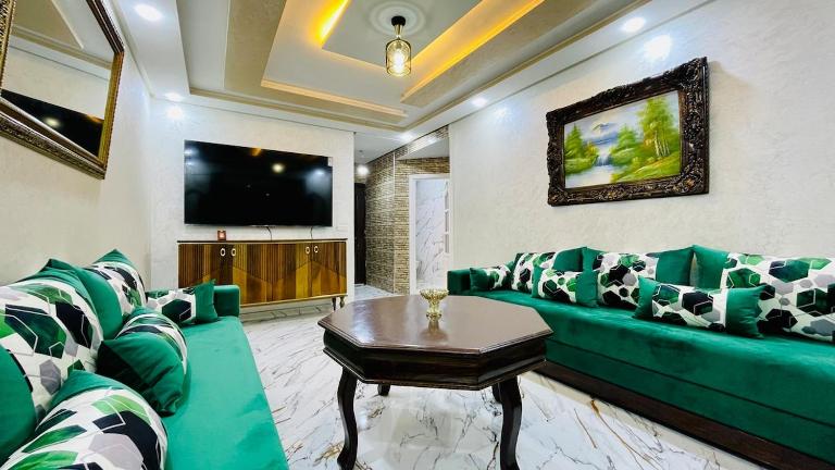 fully renovated in a good location - B&B Tangeri