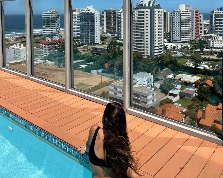 TORRE CHRONOS PREMIUM 2 Dormitorios - B&B Punta del Este