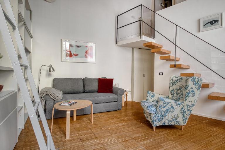 Just Urban Stays - Stunning Loft in Porta Romana - 4 min to Duomo M3 - B&B Milano