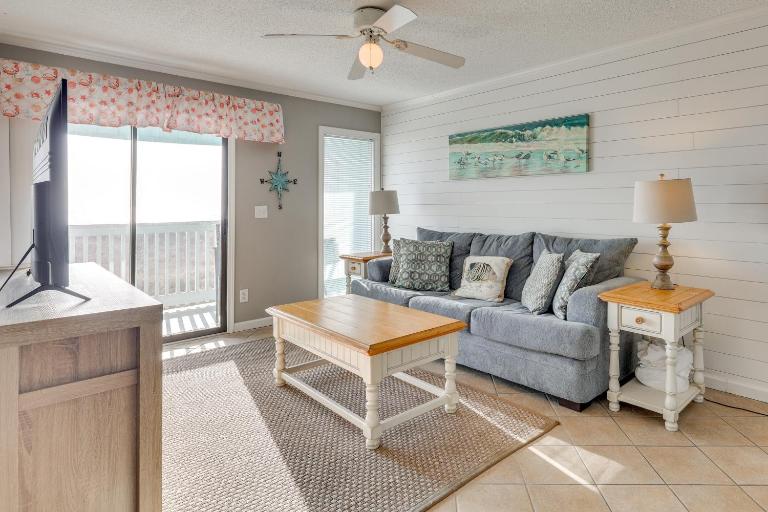 Balcony w/ Ocean Views: Carolina Beach Condo! - B&B Carolina Beach