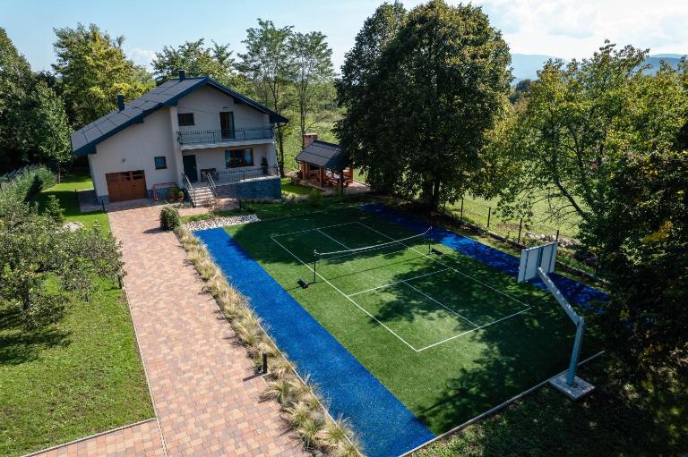 House Boshanar - B&B Drežnik Grad