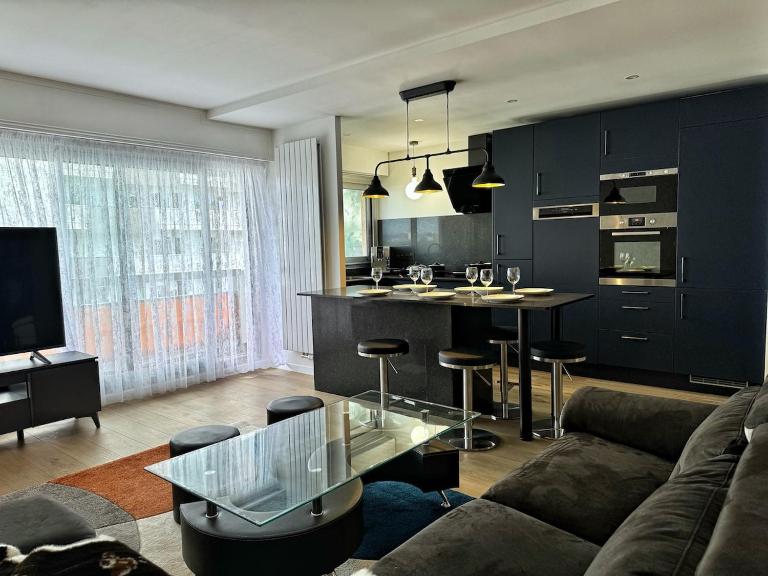 appartement spacieux - B&B Clichy
