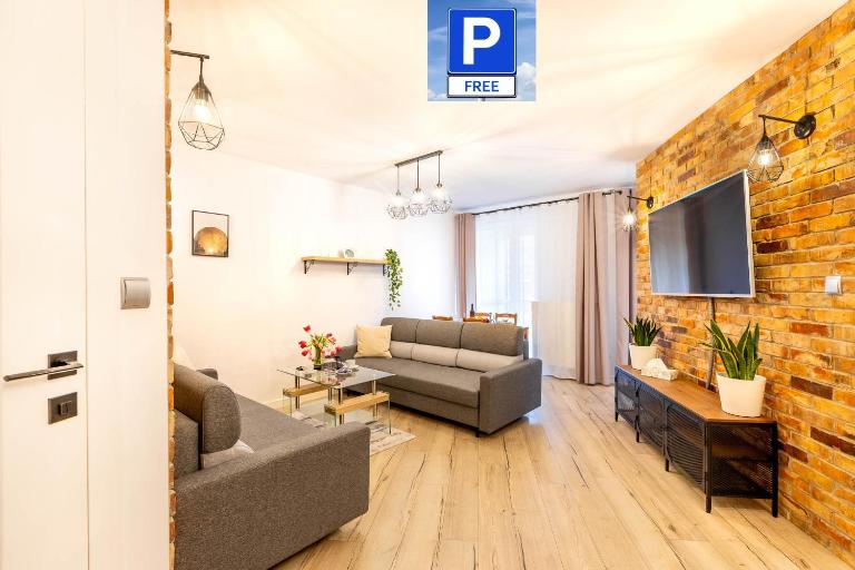 Apartament 10W Wrocław free private parking - Ferienwohnung Wroclaw