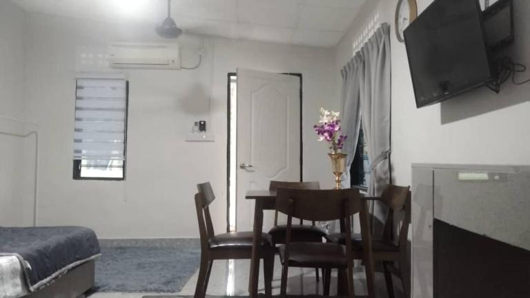 D'Orkid Homestay Kebun baru - Chambres d'hôtes Teluk Panglima Garang