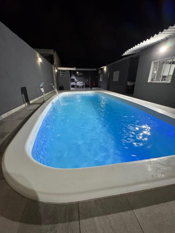 Casa com piscina em Peruibe - Chambres d'hôtes Peruíbe