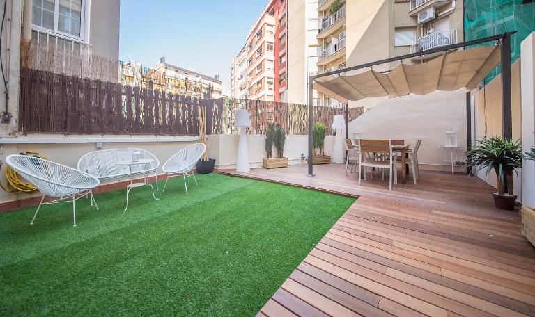 Apartamento 4 dormitorios en Calle Roselló You Stylish Apartments - Chambres d'hôtes Barcelone
