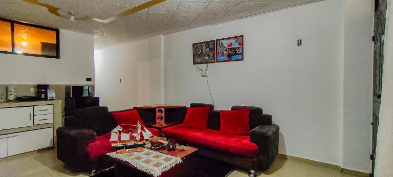 Roca Luminosa, a cozy 2 bedroom apartment - Chambres d'hôtes Riobamba