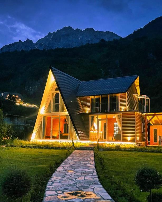 Villa Logu - B&B Theth