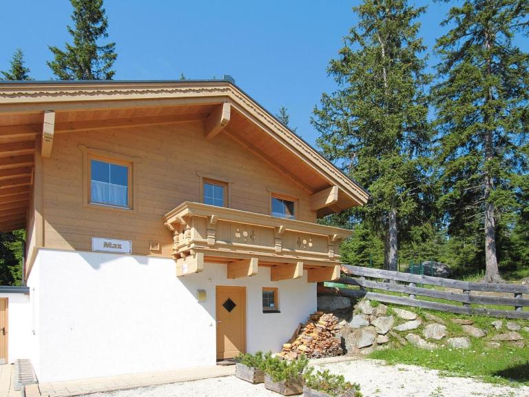 Chalet in Filzsteinalpe near Ski Slopes - B&B Krimml