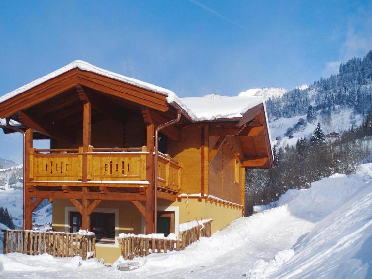 Holiday Home in Grossarl with Mountain Views - B&B Grossarl