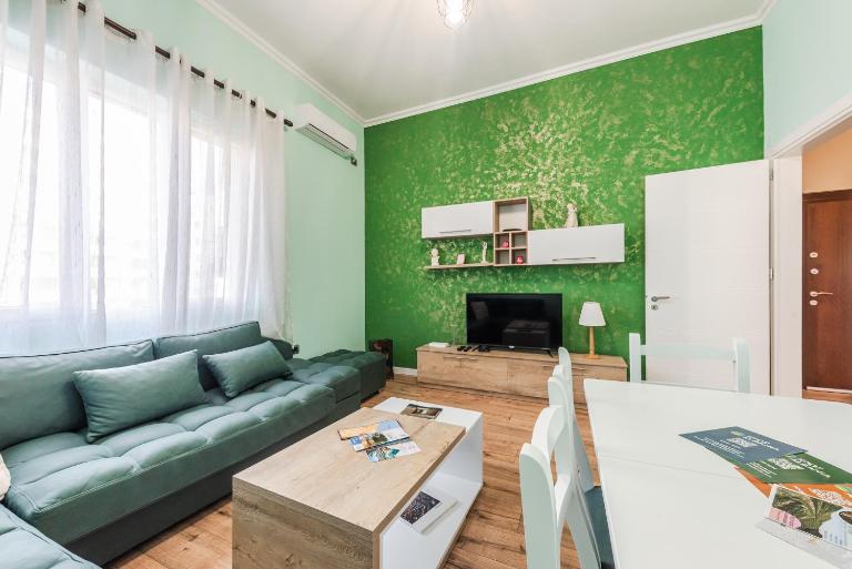 Urban Retreat by PS - B&B Durrës