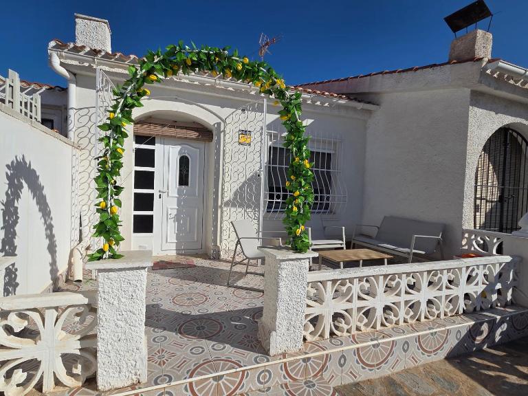 Holiday apartments - B&B Torrevieja