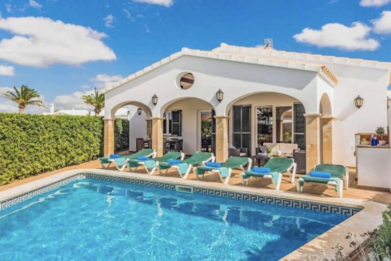 Villa Viola Bosch Menorca - Chambres d'hôtes Cala'n Bosch