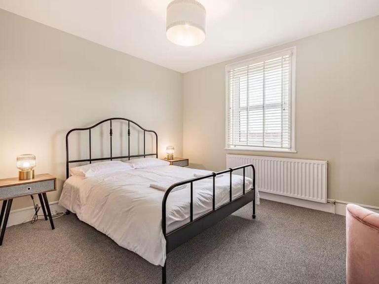 Coastal Apartment with Sea View 2 Minutes from Beach and Town Center - Bed and Breakfast Cromer