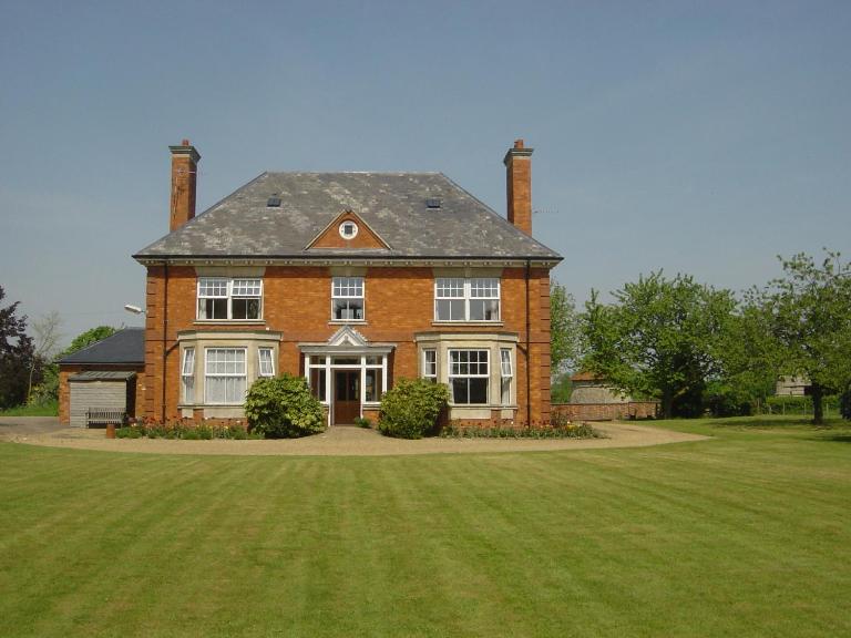 Furtho Manor Farm - B&B Milton Keynes