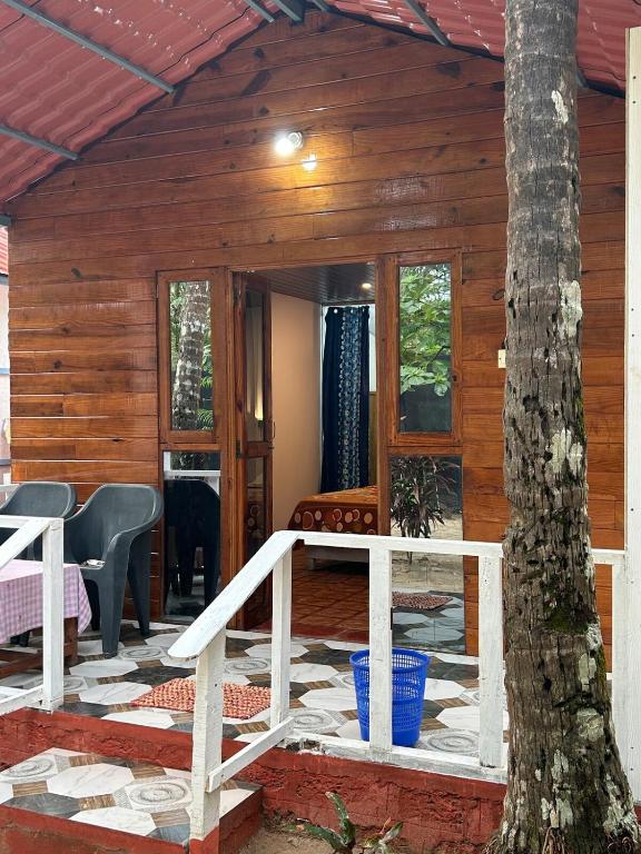 Coconut Grove Palolem - B&B Canacona