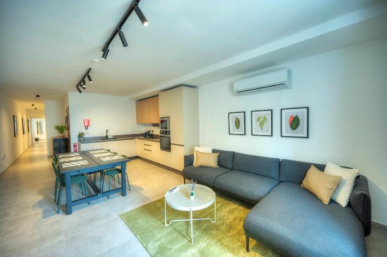 Stylish, spacious 3 bedrooms, 2 bathrooms KBAS1-2 - Ferienwohnung Gzira