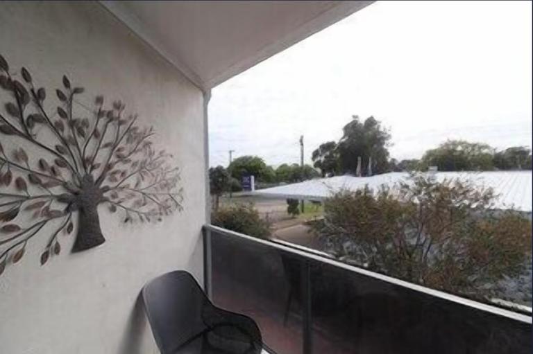 Unit 2 at 36 Maurice Avenue - Bed and Breakfast Mallacoota