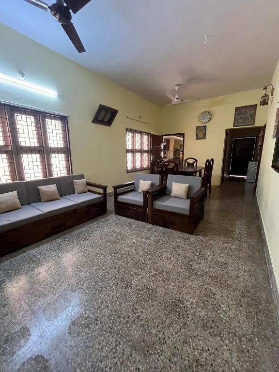 Kandan Kudil - Independent House 4 BHK - B&B Chennai