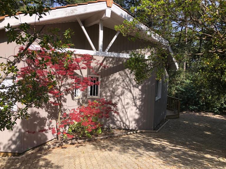 Charmante Villa en bois sur pilotis - Bed and Breakfast Lacanau