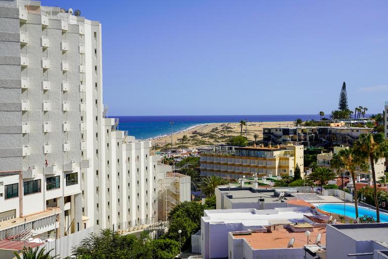 Stylish apartment with stunning sea view. - Chambres d'hôtes Maspalomas
