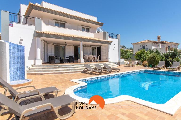 #297 5BR Villa Large Groups & Pool - Ferienwohnung Albufeira