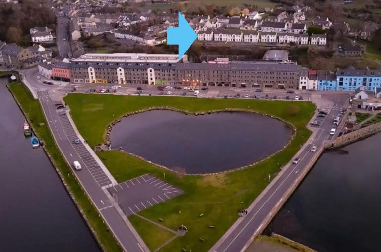 Family Fun or Besties Getaway - B&B Westport