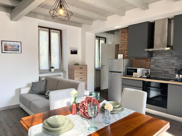 Bnbook La Corte 51 - Ferienwohnung Cadrezzate