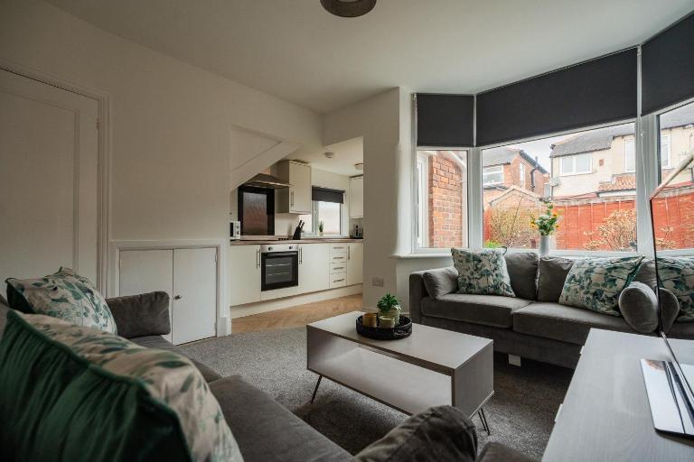 Buckingham House Horizon Stays - Bed and Breakfast Redcar