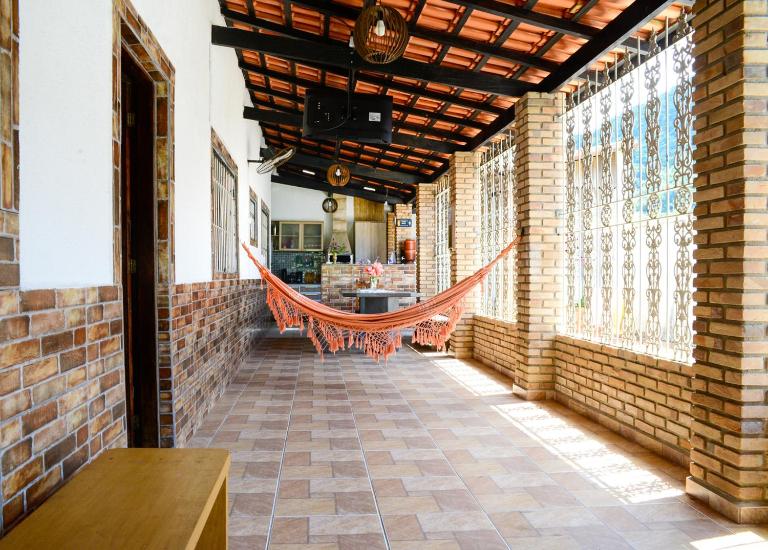 Casa perto das principais praias c WiFi e churrasq - B&B Caraguatatuba