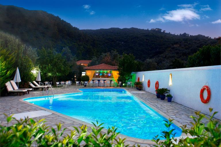 Artemis Bungalows - Chambres d'hôtes Stafylos