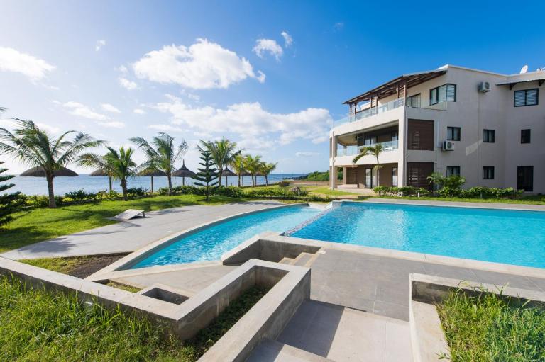 Beachfront Heaven Apartment Flic en Flac 3 - Bed and Breakfast Flic en Flac
