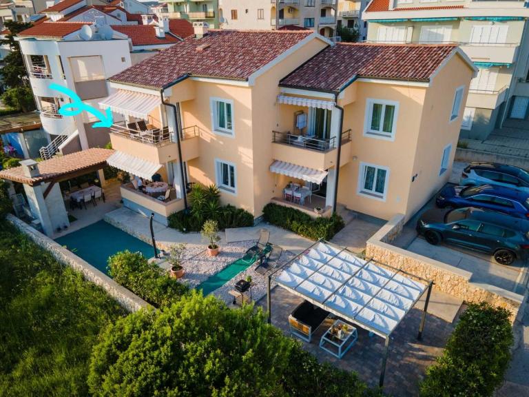 Apartment Traversa - B&B Novalja