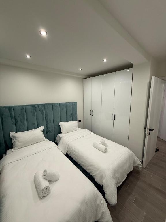 Greis Apartments 3 - B&B Tirana