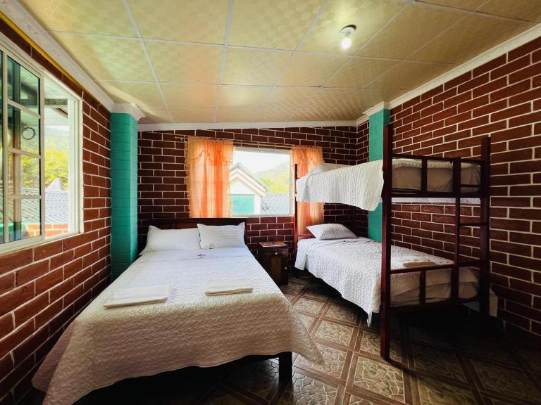 Comfort en Attic Apartment - Chambres d'hôtes Baños