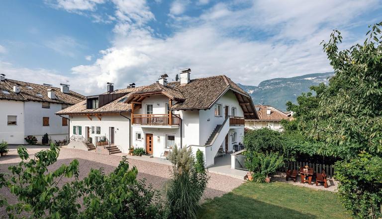 Lafoi - Apartments in Eppan - Chambres d'hôtes Cornaiano