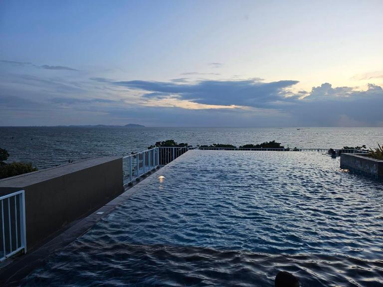 The Blu X See Sea F6 R153 - B&B Ban Bang Saen