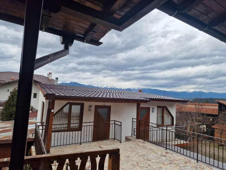 Апартаменти село Баня - B&B Banya