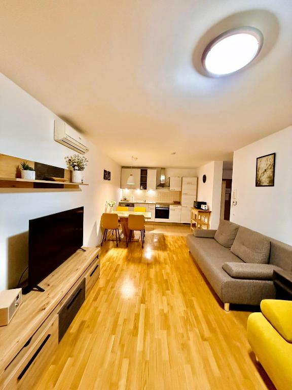 Sunflower Apartment Moravske Toplice - B&B Moravske Toplice