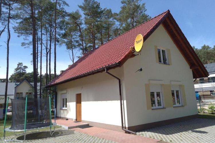 Holiday Home in Lukecin near Sandy Beach - B&B Łukęcin