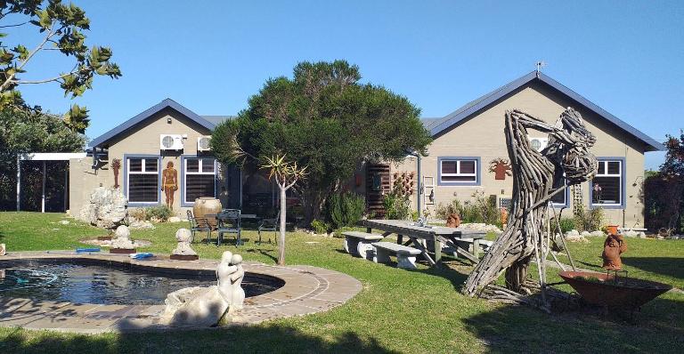 Listening Wind Self-Catering accommodation - B&B Betty’s Bay