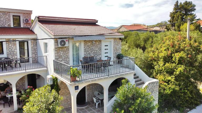 Apartman Nives - B&B Kremena