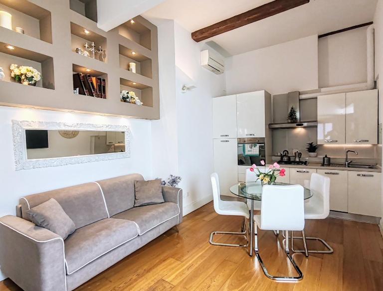 Borgo San Jacopo Superior by 360Rentals - B&B Firenze