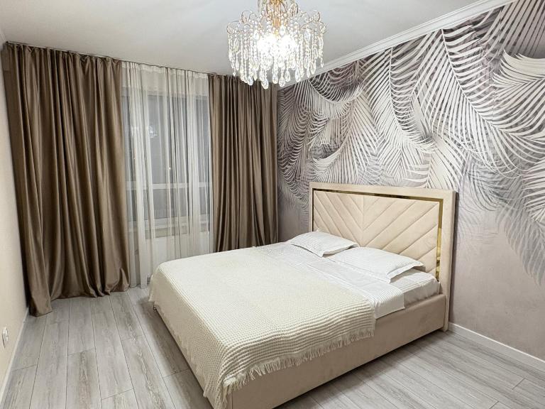 Просторная двухкомнатная квартира в самом современном ЖК Alapark - Ferienwohnung Almaty