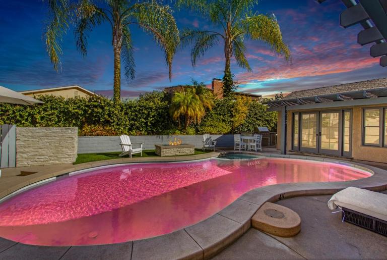 MV Retreat Pool Spa Fire Pit Family Friendly - Chambres d'hôtes Mission Viejo