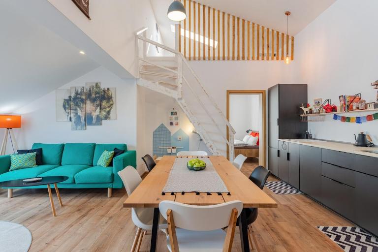 Loft to Be You-Mountain View Sky Home-2 Bedrooms Loft-Rasnov - B&B Râşnov